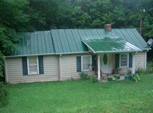 34 Thompson Hollow Ln, Carthage, TN 37030