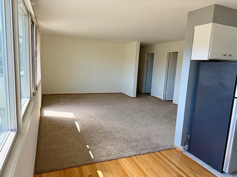 6514 Lucas Ave #B — Photo 5