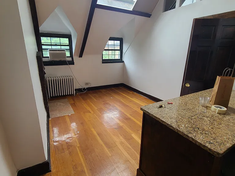 396 Bleecker St #4H — Photo 1