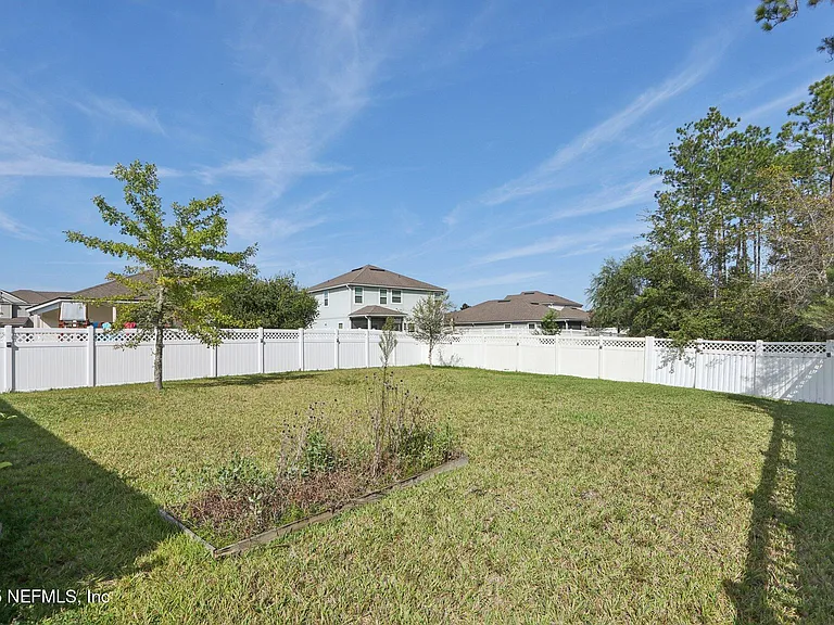 649 Shetland Dr — Photo 42