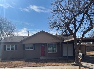 809 W 27th St, Plainview, TX 79072