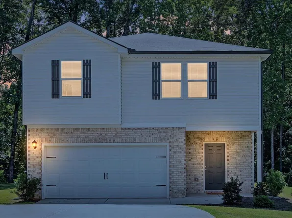 111 Woodside Ct, Temple, GA 30179