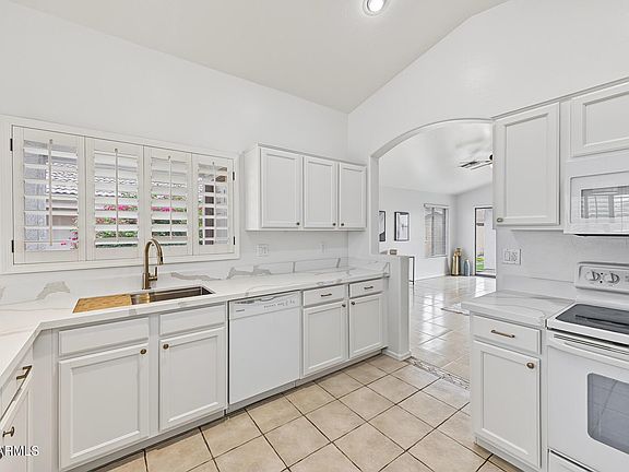 3rd image of 3773 S Brighton Lane