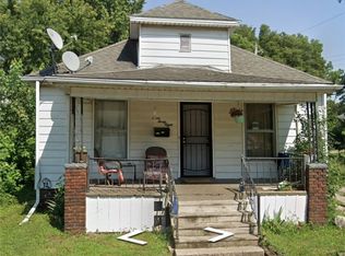 338 N 18th St, Decatur, IL 62521