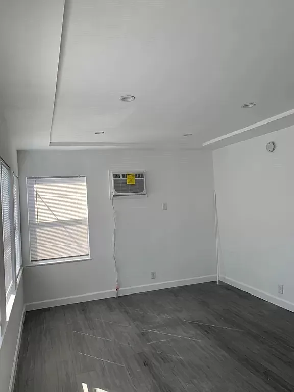 4421 Westdale Ave — Photo 3