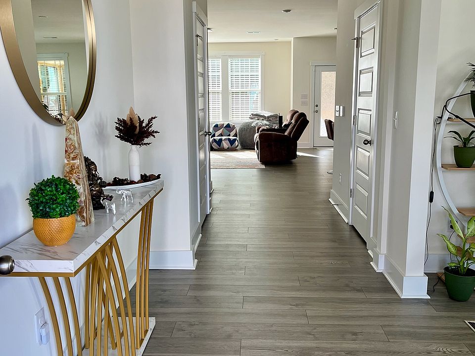 Entryway/Foyer/Hallway