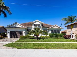 172 Richmond Ct, Marco Island, FL 34145