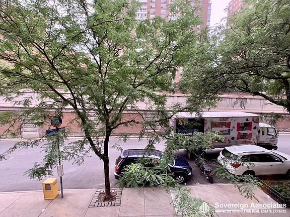 3rd image of 3133 Broadway APT 8