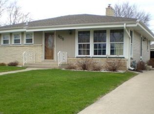 808 Williams Ave, South Milwaukee, WI 53172