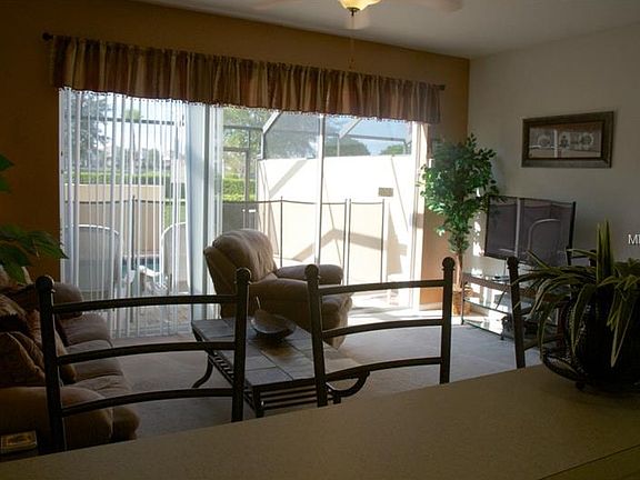 4th image of 2588 Maneshaw Ln
