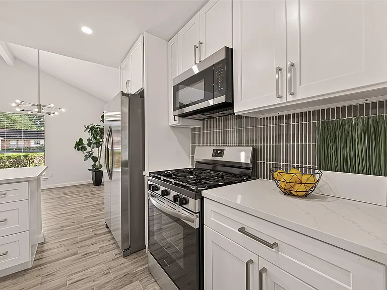 22314 N Fork Dr — Photo 9