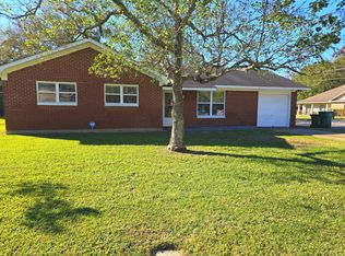 4219 Leroy St, Moss Point, MS 39563