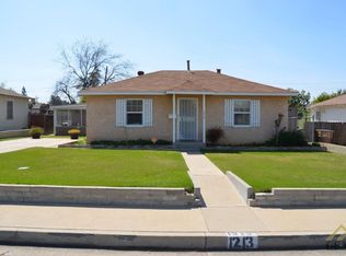 1213 Crawford St, Bakersfield, CA