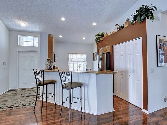4th image of 10297 Olde Clydesdale Cir