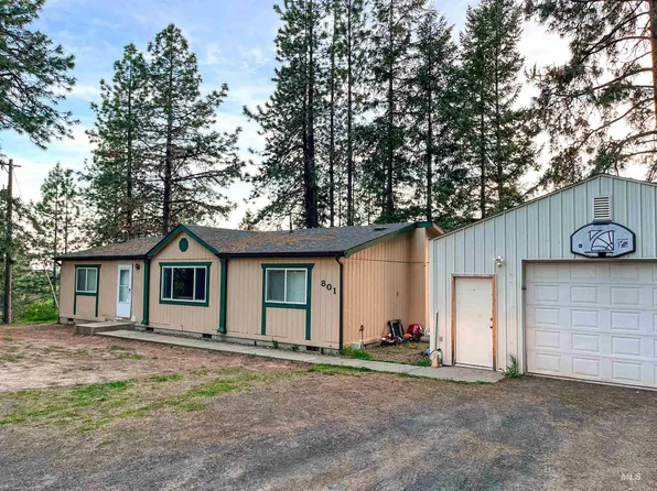 801 Park St, Deary, ID 83823