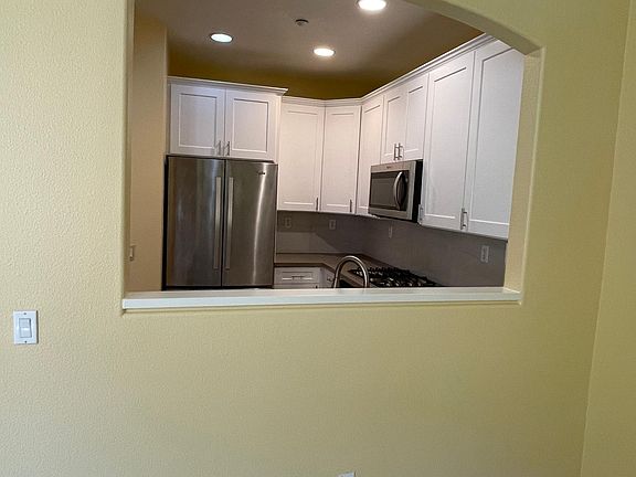 3rd image of 10441 Whitcomb Way Unit 149
