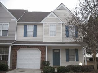 8259 Christmas Ct, Charlotte, NC 28216