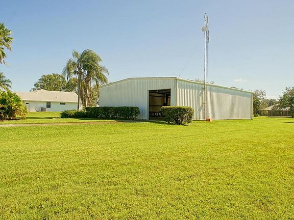 5th image of 18503 Kitty Hawk Ct