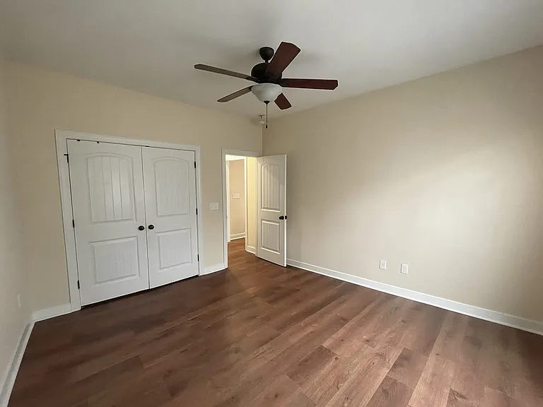 4017 Vallonia Dr — Photo 12