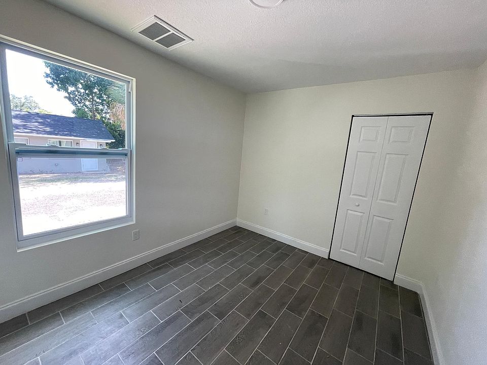 2nd image of 1527 Sadlon Ave Building A