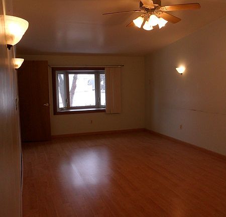 2nd image of 15887 Flanagan St