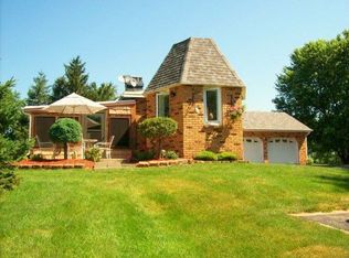 16221 Norma Ln, Sterling, IL 61081