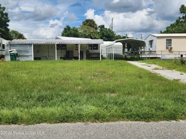 3452 Kittles St, Mims, FL 32754
