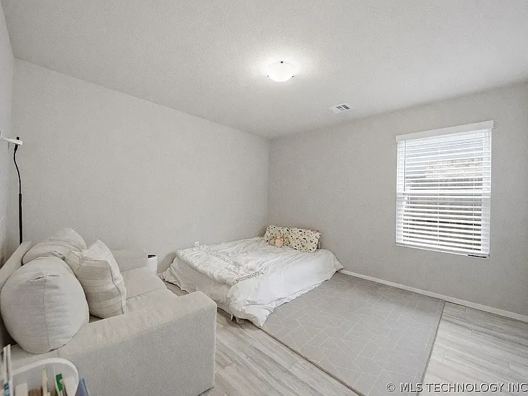 3583 E 144th Pl S — Photo 12