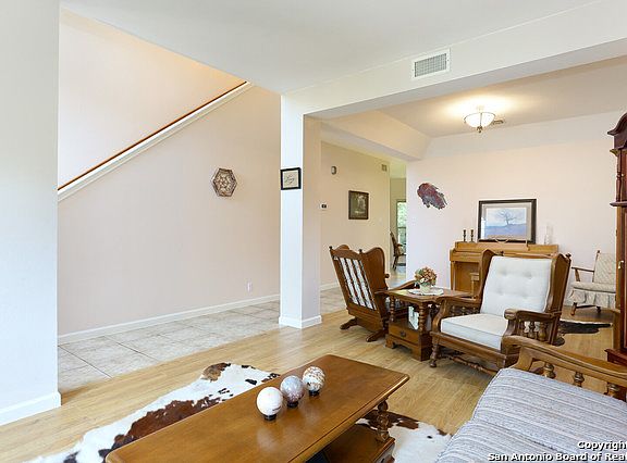 2nd image of 1050 Hedgestone Dr