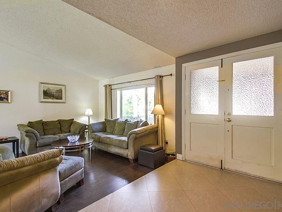 3rd image of 9421 Aldabra Ct