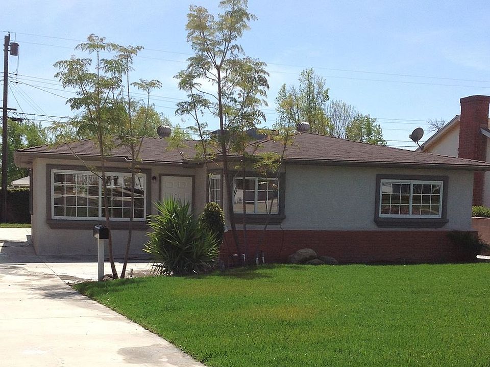 1st image of 636 E La Deney Dr