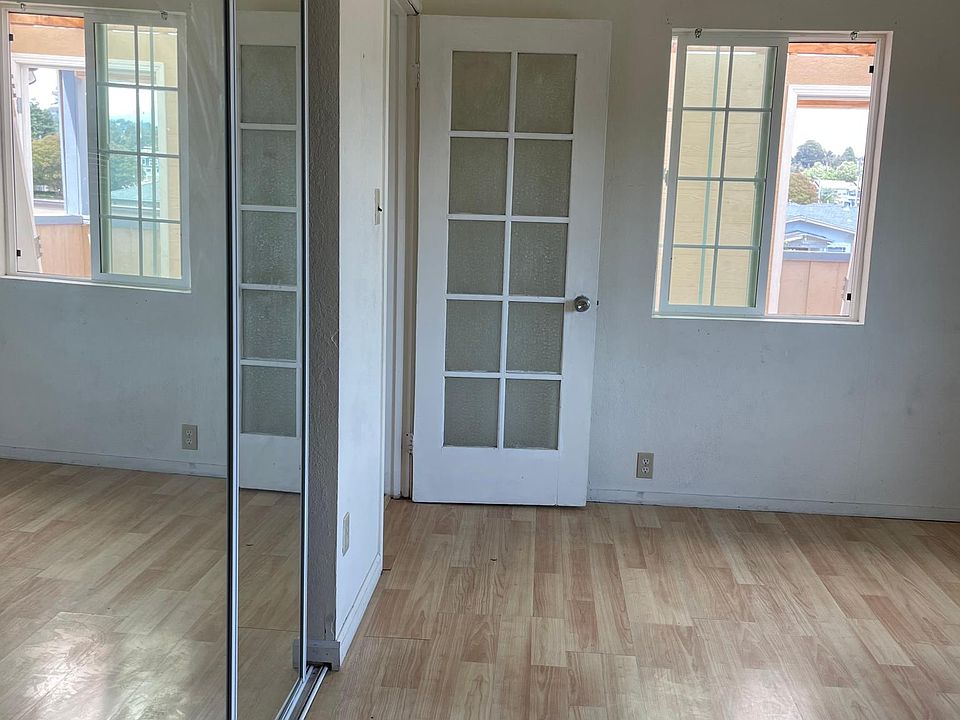 2nd image of 22836 Alice St