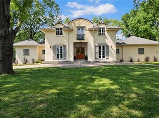 10533 E Watson Rd, Saint Louis, MO 63127