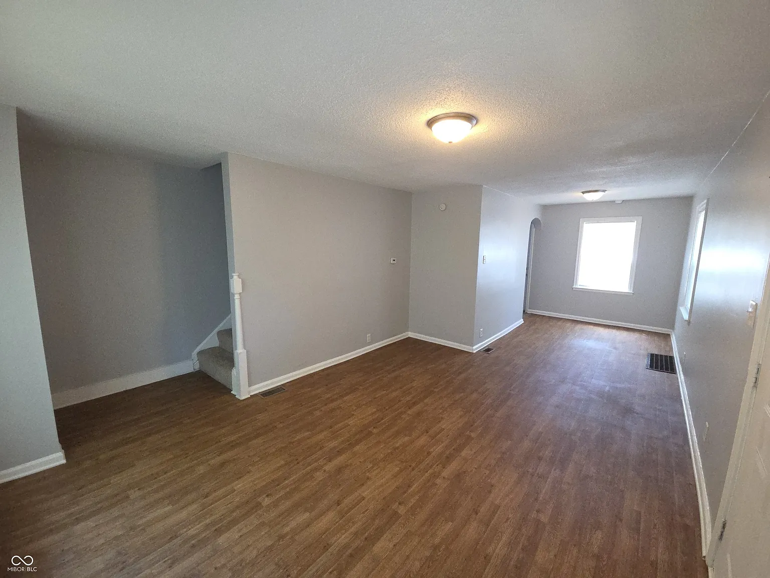 2 bed, 1.0 bath, 1728 sqft, $950 — Photo 3
