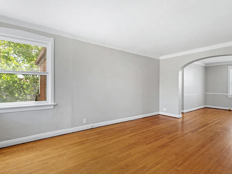 7539 Byron Pl #3W — Photo 4