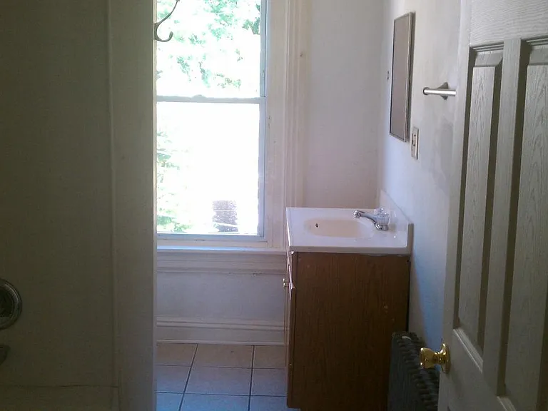6 Brainard St #3 — Photo 2