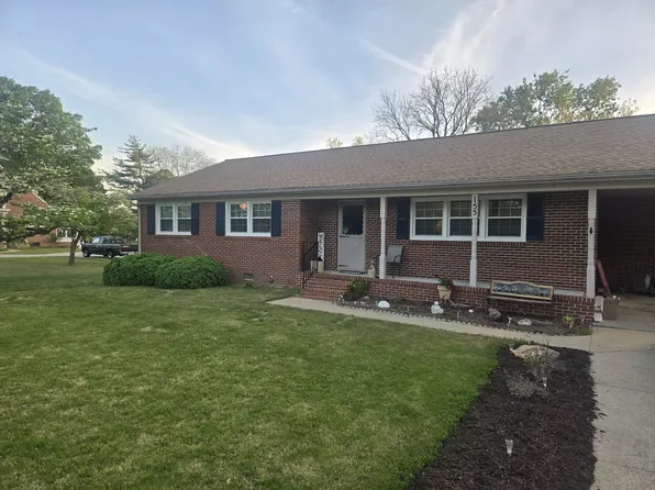 155 Marston Ave, Urbanna, VA 23175