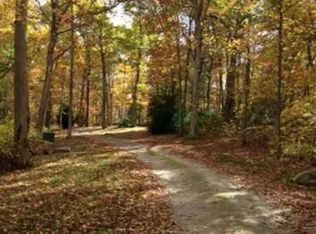 25 Spring Rock Rd, East Lyme, CT 06333