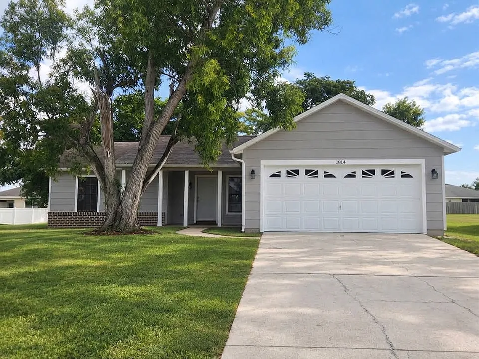 1814 NW 20th Ter