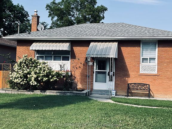 2nd image of 13 Joseph St