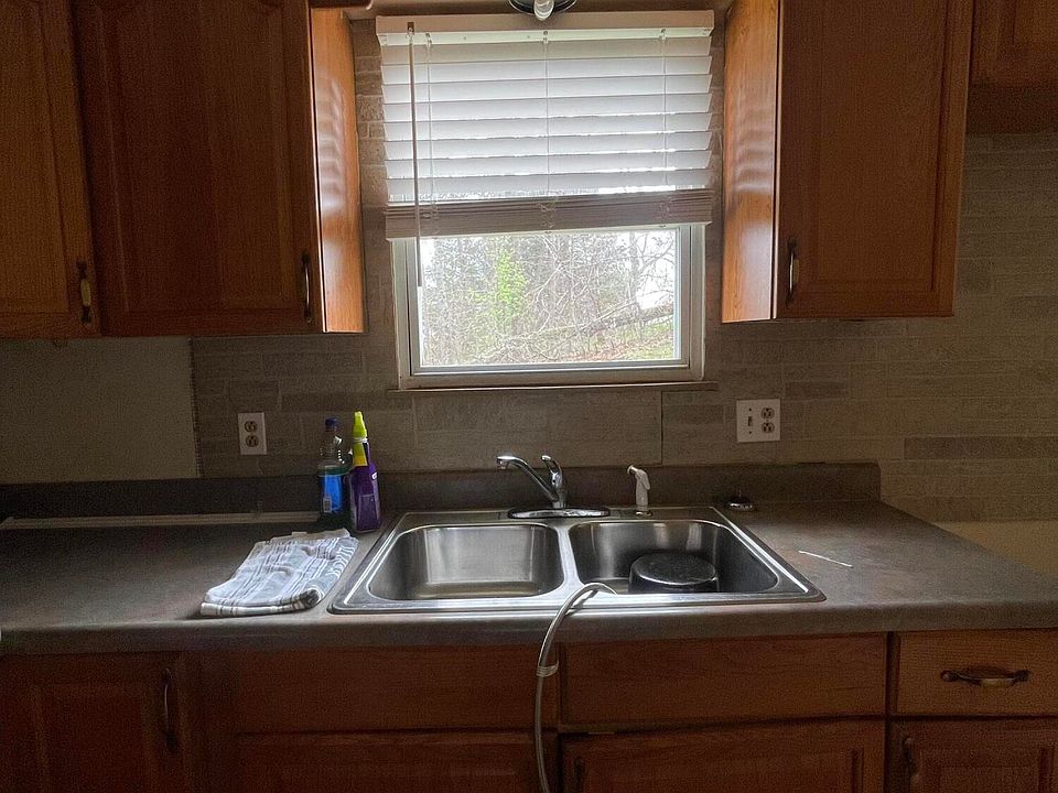 16th image of this home