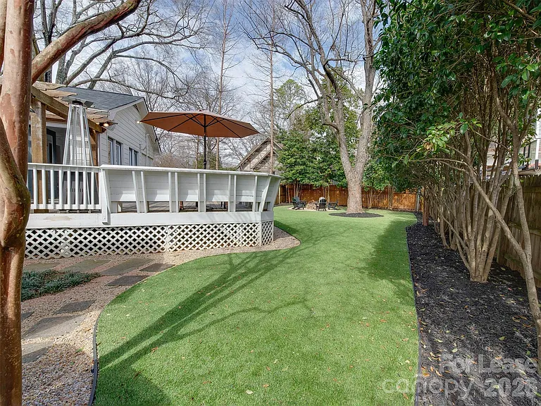 3221 Sunset Dr — Photo 41