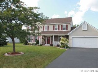 4 Stemrose Ln, Rochester, NY 14624