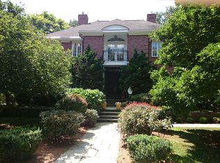 10 Old England Rd, Newton, MA 02467