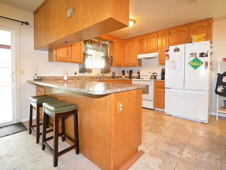 1282 Shaefer St — Photo 7