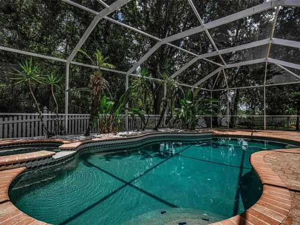 3052 Sunwatch Dr, Wesley Chapel, FL 33544