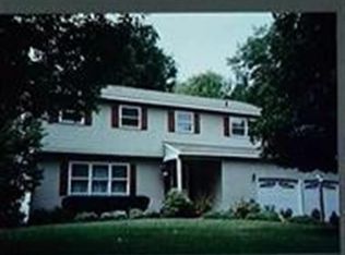 5 Brightonwood Rd, Glenmont, NY 12077