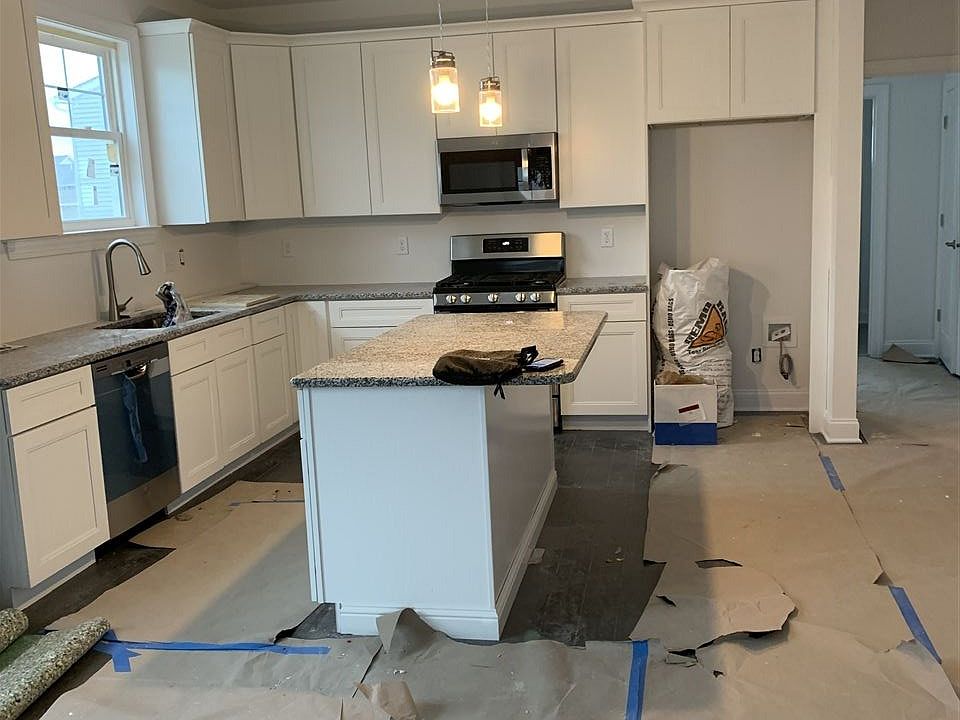 2nd image of 1103 New York Ave #A