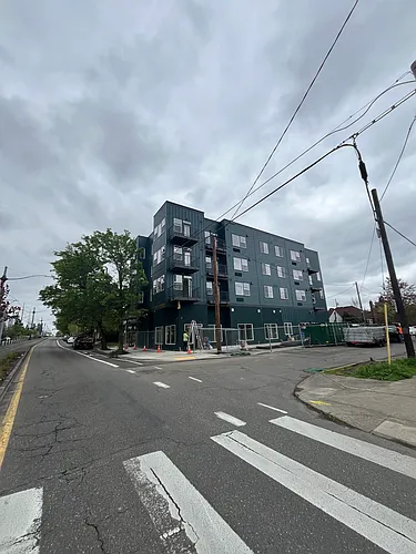 Evergreen Peak Apartments Photo 1