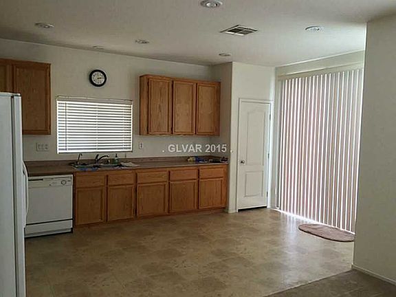 4th image of 6176 W Cougar Ave